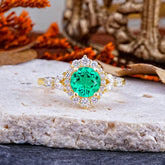 Luxury 4-Prong Round Cut Emerald Engagement Ring